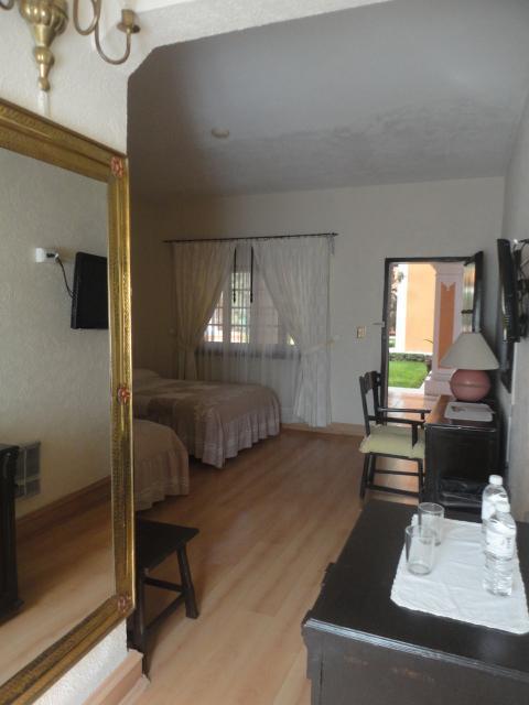 Hotel Royal Spa Zimapán Kültér fotó